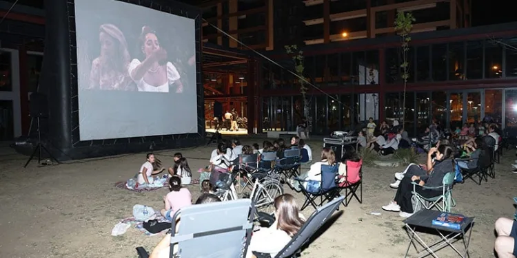 Pancar Deposu’nda açık havada sinema keyfi