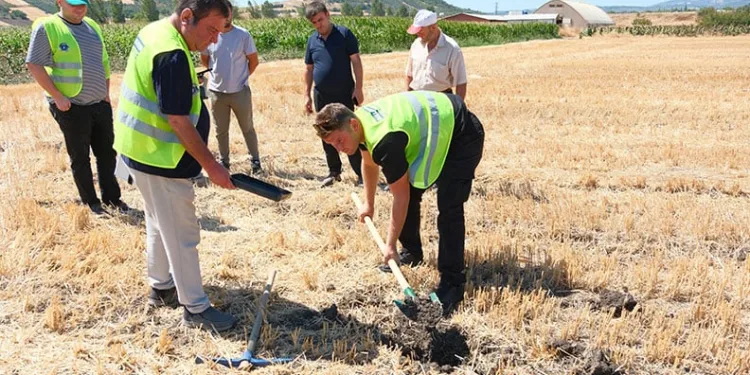 Bursa’da üreticilere toprak analizi ve veterinerlik hizmeti