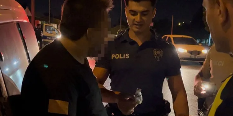 Bursa’da otomobil motosiklete çarptı: 2 yaralı