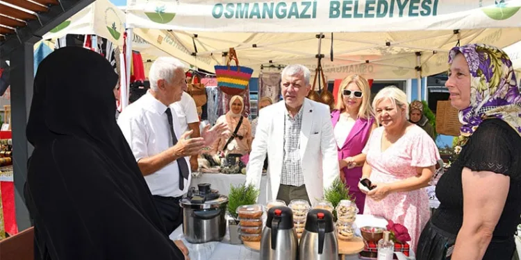 Osmangazi ‘Kadın Girişimciler Sokağı’ üçüncü kez kapılarını açtı