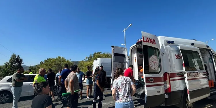 Ayvacık açıklarında 18’i çocuk 32 düzensiz göçmen yakalandı