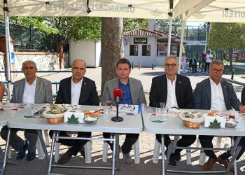 Camide korkutan yangın