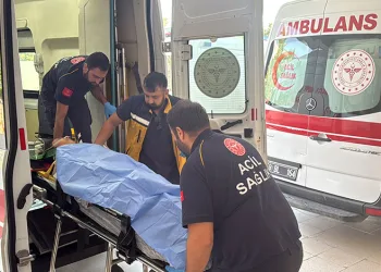 Sivas’ta minibüs uçuruma yuvarlandı: 4 ölü 18 yaralı