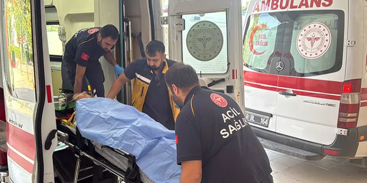 Sivas’ta minibüs uçuruma yuvarlandı: 4 ölü 18 yaralı
