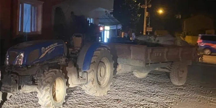 Bursa’da babasının kullandığı traktörün önüne atlayan çocuk ağır yaralandı