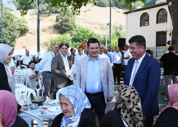 Başkan Erkan Aydın Mürseller’de vatandaşla buluştu
