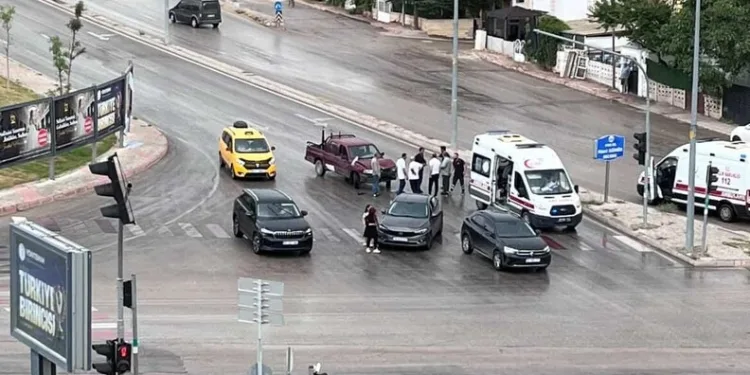 Tırla çarpışan motosikletteki 4 yaşındaki çocuk, 7 günlük yaşam mücadelesini kaybetti