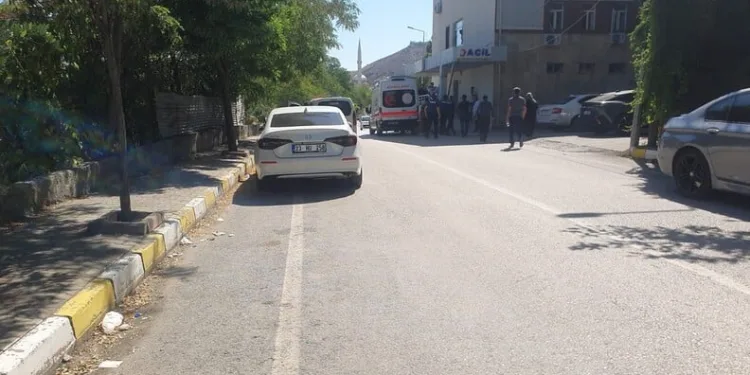 Yalova’da trafik kazasında ölen genç son yolculuğuna uğurlandı