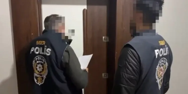 Hatay’da ev yangını: Anne kurtarılırken, 3 yaşındaki çocuk hastaneye kaldırıldı
