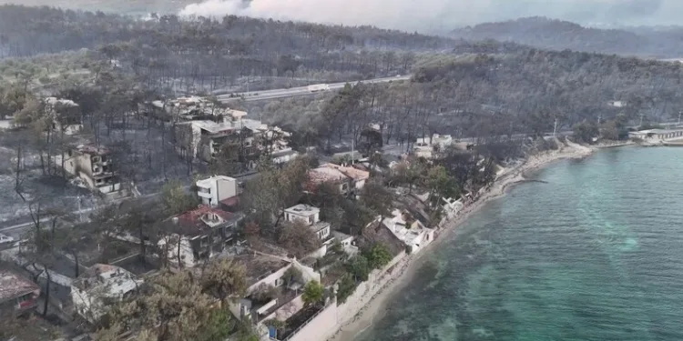 Çorum’da sokak ortasında silahlı saldırıya uğrayan adam bacağından yaralandı