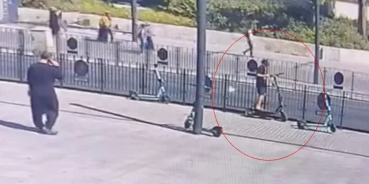 Buzdolabını servise gönderdi, başına gelmeyen kalmadı