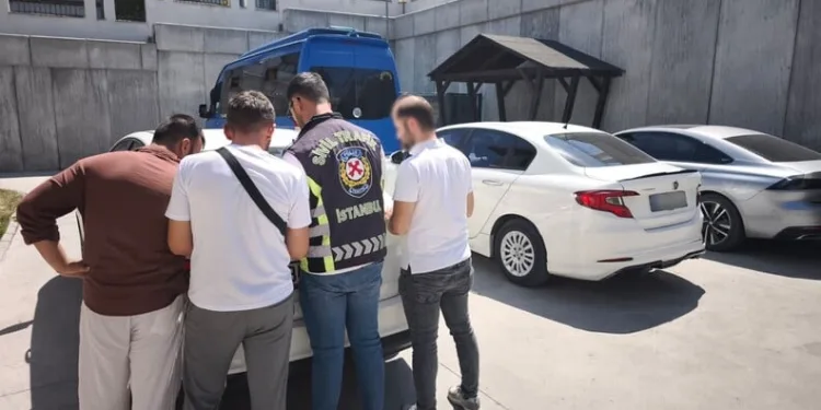 Silivri’de trafik ışığında feci kaza: 1 ölü