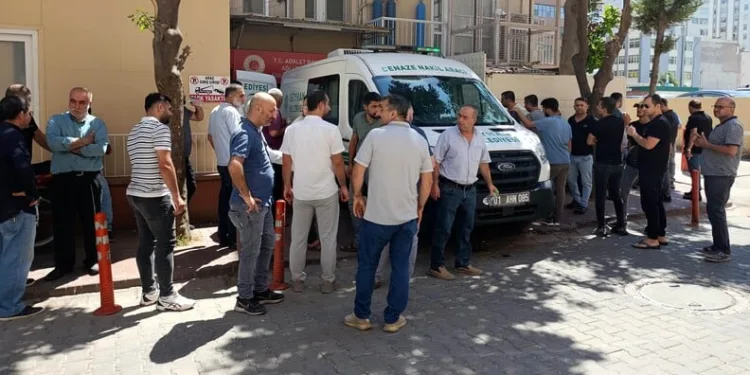 Silivri’de trafik ışığında feci kaza: 1 ölü