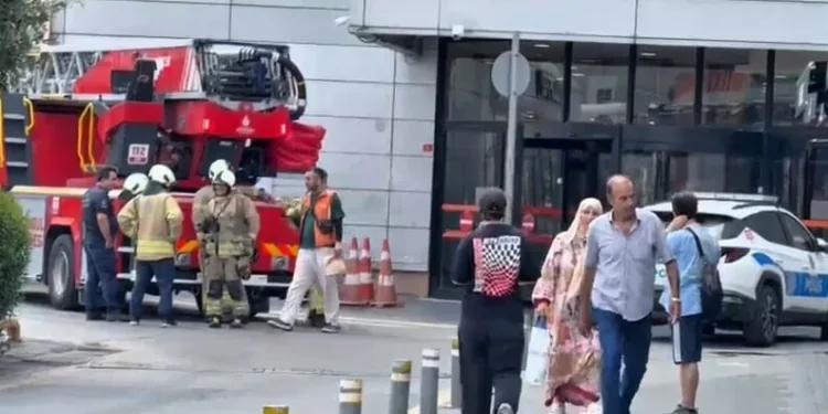Silivri’de trafik ışığında feci kaza: 1 ölü