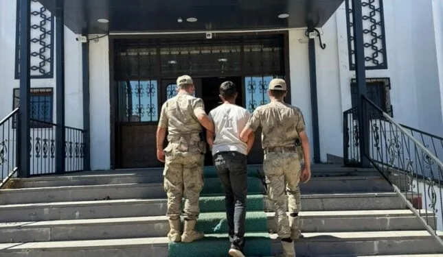 Tercan’da jandarma ve AFAD ekipleri kayıp şahıs için arama çalışması başlattı