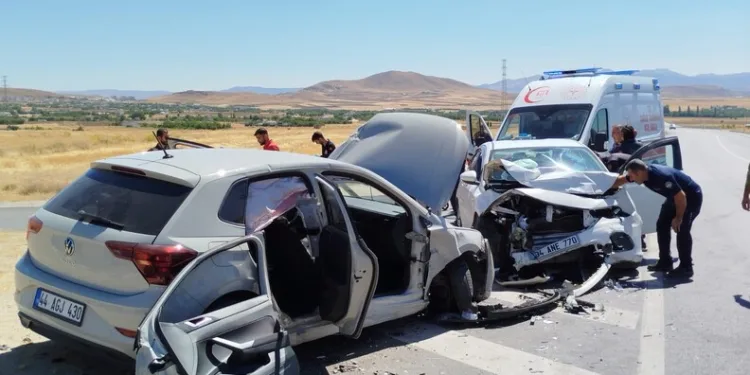 Tercan’da jandarma ve AFAD ekipleri kayıp şahıs için arama çalışması başlattı