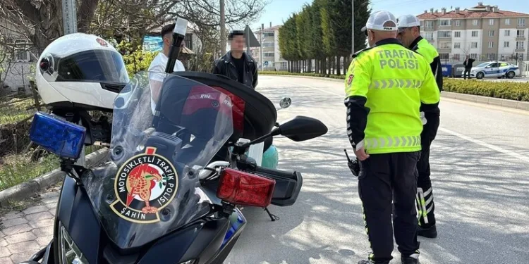 Yanan fabrika havadan görüntülendi: Dev fabrikadan geriye yönetim binası kaldı
