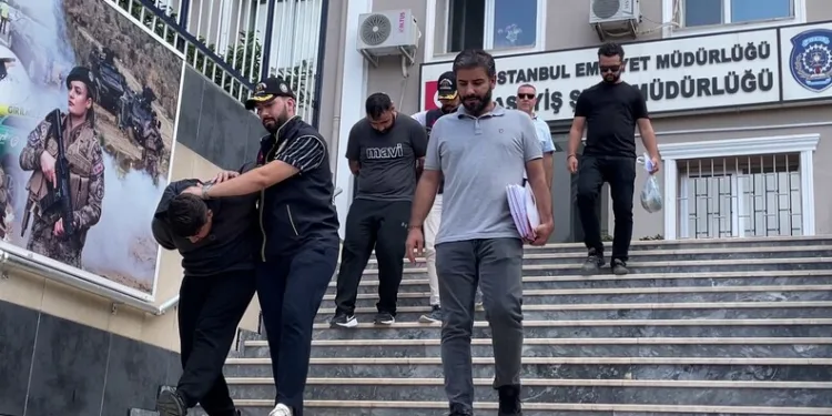 Ormana sıçrayan yangın söndürüldü