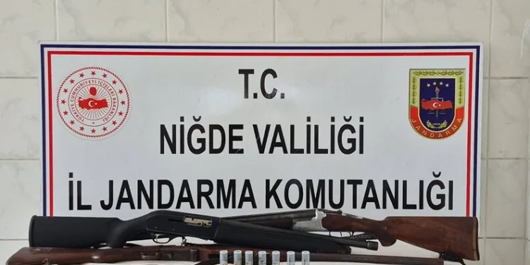 Ormana sıçrayan yangın söndürüldü