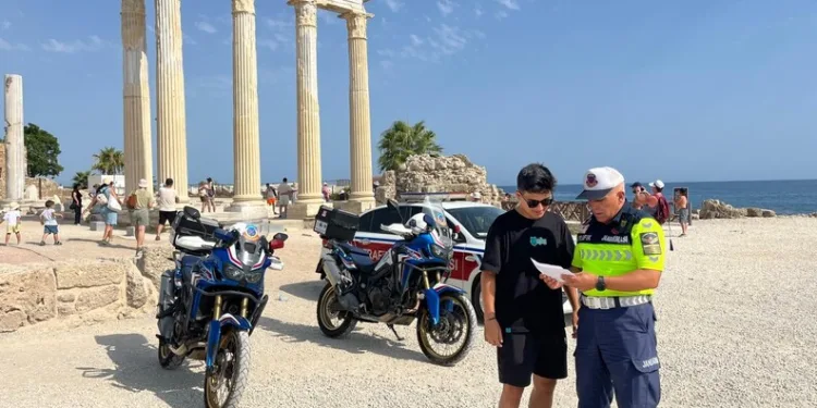 Trafik magandalarını polis tek tek tespit etti