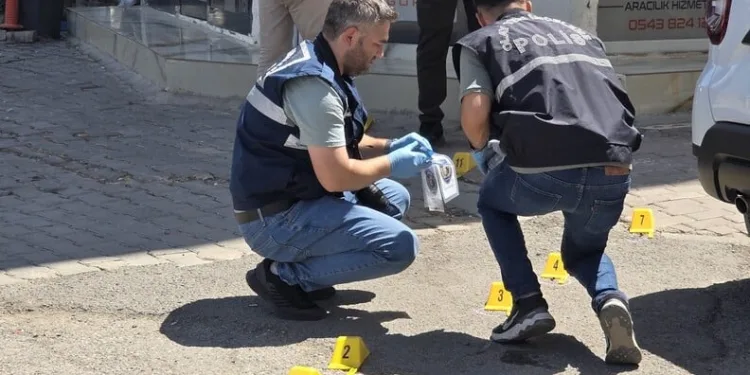 Trafik magandalarını polis tek tek tespit etti
