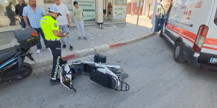 Karaman’da otomobille elektrikli bisiklet çarpıştı: 2 yaralı