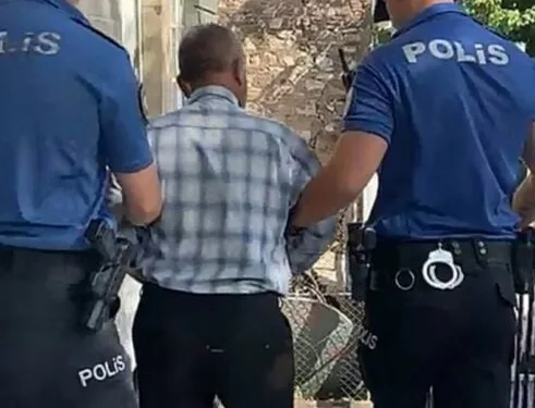Karaman’da otomobille elektrikli bisiklet çarpıştı: 2 yaralı