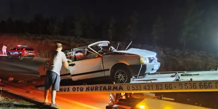 Karaman’da otomobille elektrikli bisiklet çarpıştı: 2 yaralı