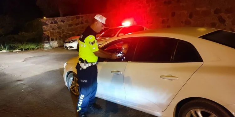 Kilis’te jandarma ekiplerinden alkol denetimi
