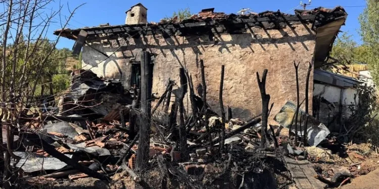 Diyarbakır’da iki grup arasında silahlı kavga: 2 ölü, 5 yaralı