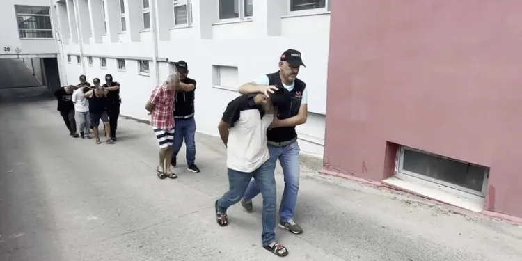 Diyarbakır’da iki grup arasında silahlı kavga: 2 ölü, 5 yaralı