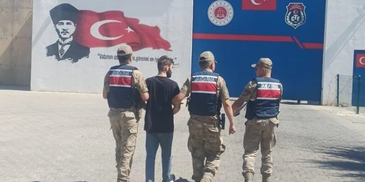 Muş’ta hemzemin geçitte kaza: 2 yaralı