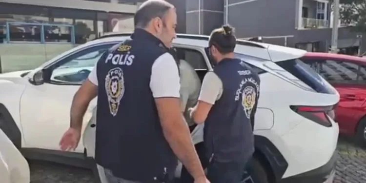 Muş’ta hemzemin geçitte kaza: 2 yaralı