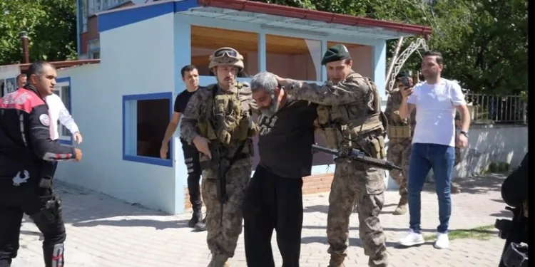15 yıl hapis cezası bulunan firari hükümlü yakalandı
