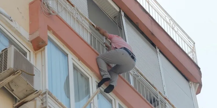 Boğaz’da kaybolan Rus yüzücü için AFAD ekipleri dronla arama yaptı