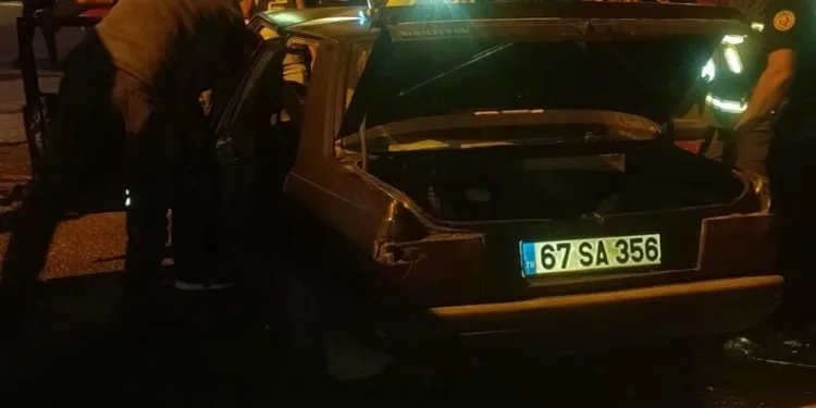 Motosikletlerin çarpıştığı kazada sürücüler yaralandı