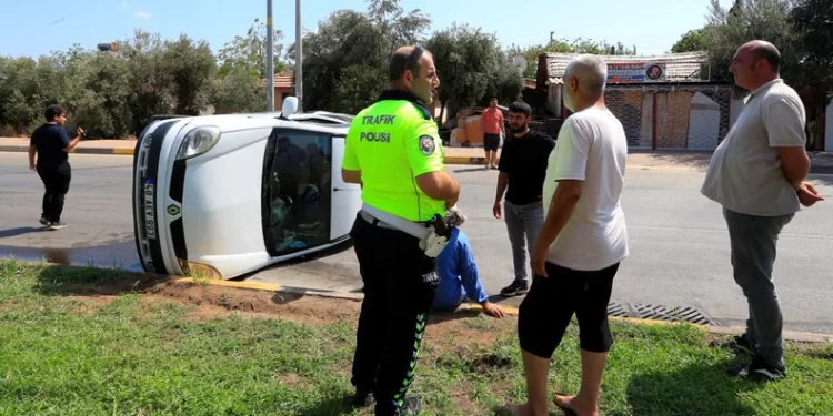 Motosikletlerin çarpıştığı kazada sürücüler yaralandı