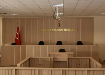 YKS hukuk barajına durdurma
