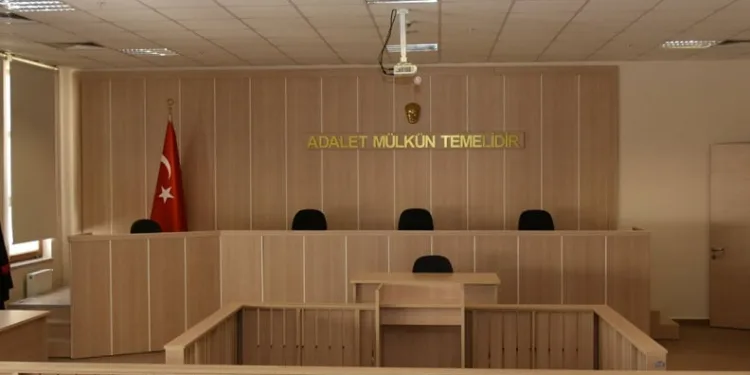 YKS hukuk barajına durdurma