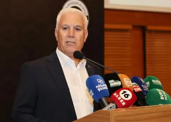 Mustafa Bozbey’den alev savaşçılarına teşekkür