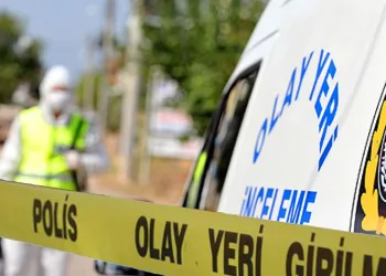 Tartıştığı 2 kişiyi öldürüp kaçtı