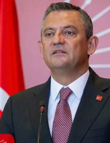 Özlem Çerçioğlu, Özgür Özel’i mahkemeye verdi