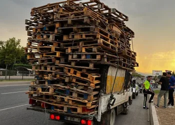Bursa’da tehlikeli yük taşıyan sürücüye, ceza yağdı