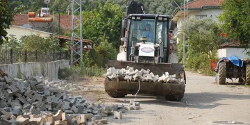 Gölyaka’ya 2.500 Metrekarelik Parke Hamlesi
