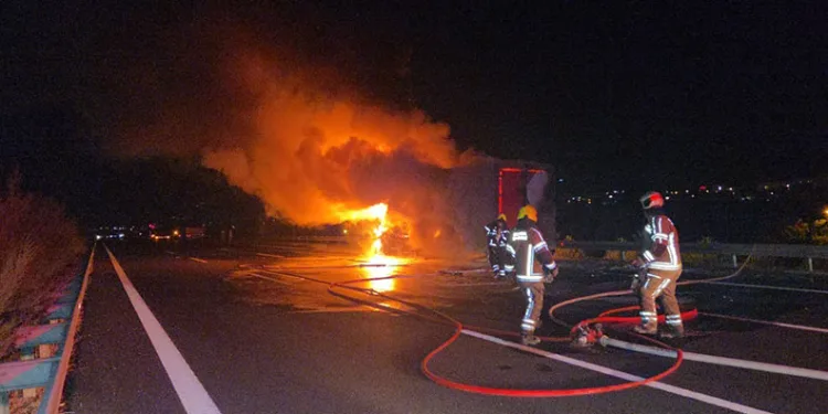 Bursa İtfaiyesi yangından yangına koştu