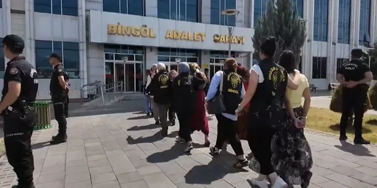Bingöl’de hırsızlık operasyonu: 10 gözaltı