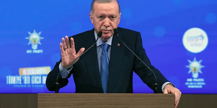 Cumhurbaşkanı Erdoğan: “Yarın partimize katılımlar olacak”