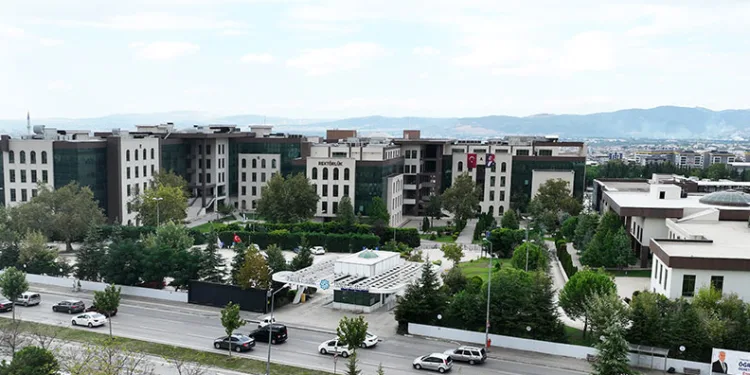 BTÜ’den 8 akademisyen dünyanın en iyileri arasında