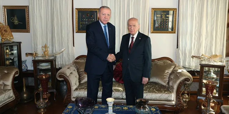 Cumhurbaşkanı Erdoğan, Bahçeli ile bir araya geldi