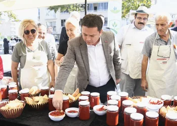 Bursa’da ev yapımı salça seferberliği
